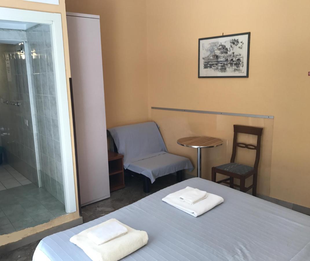 San Daniele Bundi House Hotel Rome Exterior photo
